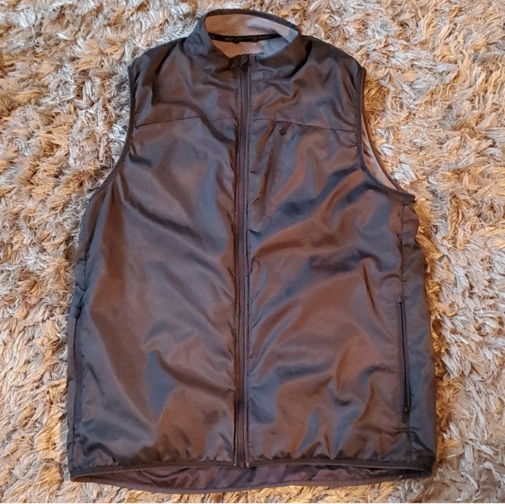 MIZUNO sleeveless zip jacket for men